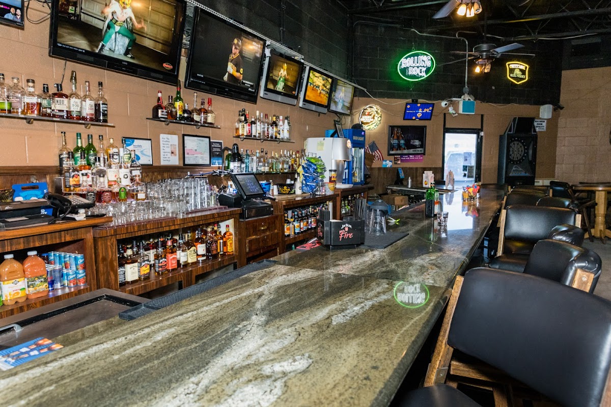Slam Dunk Sports Bar
