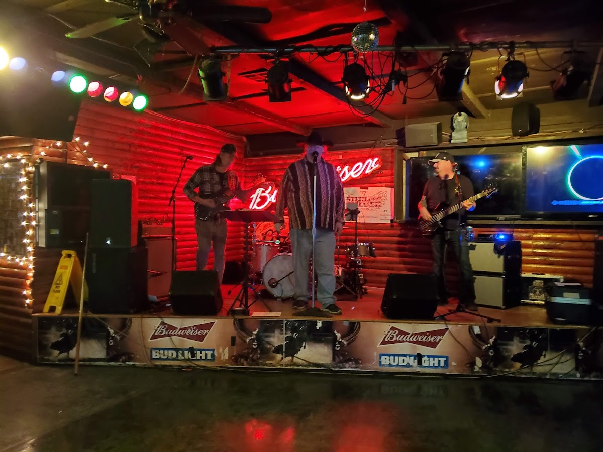 Maverick Saloon & Deli